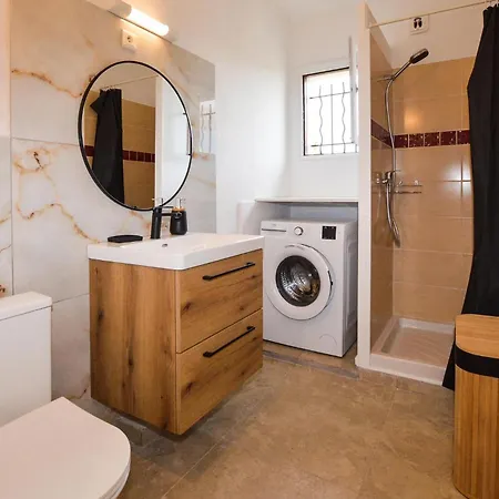 Apartment De Proche *